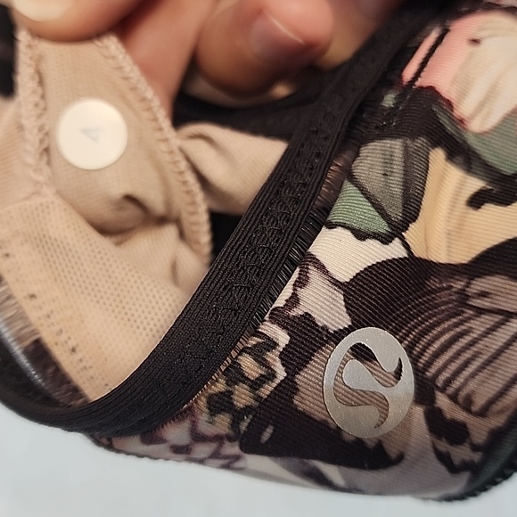 Lululemon So Fly Butterfly Bra 4 - Picture 5 of 5